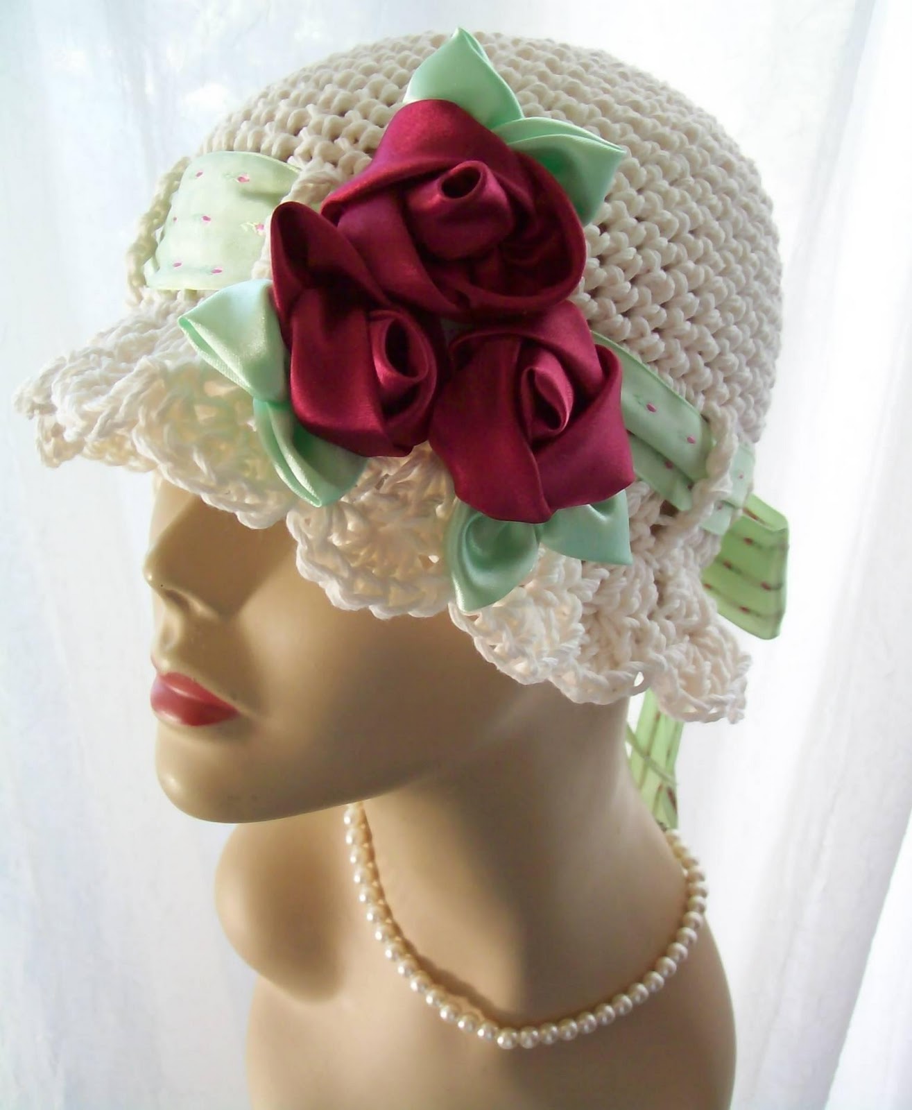 Classic Cloche 1920s Style