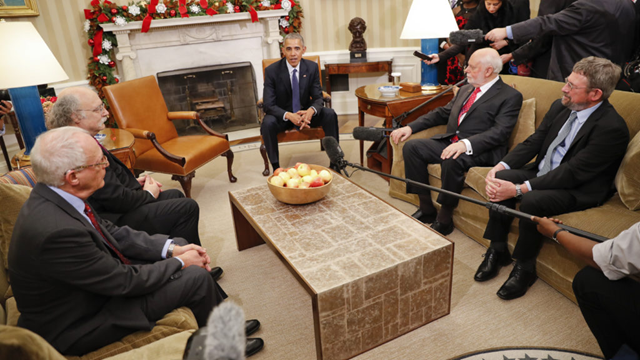 President Obama meets with the 2016 American Nobel Prize winners in the Oval Office in November 2016. Photo: Pablo Martinez Monsivais / AP