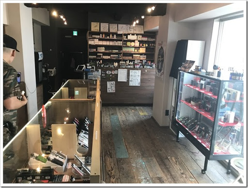 IMG 3995 thumb - 【震え声でした】VAPE HOUSE渋谷で1日店員体験！接客大の苦手だけどVAPEならいけんじゃねと思ったらそんなことはなかったZE★声は震え手は震え、緊張三昧の7時間をお届け？【転職は諦めた】