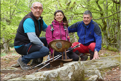 Ekialdeko Burbona mendiaren gailurra 928 m. -- 2016ko maiatzaren 8an