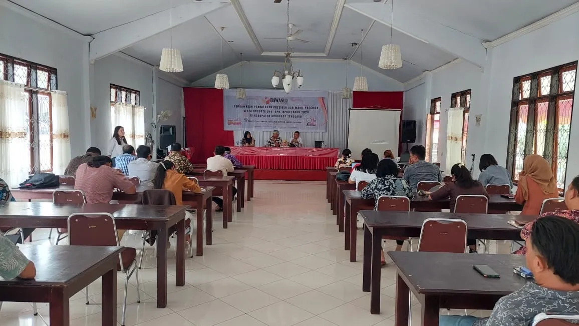 Sosialisasi Pengawasan Bawaslu Mitra. (Foto: Billy Lumintang/indimanado.com)