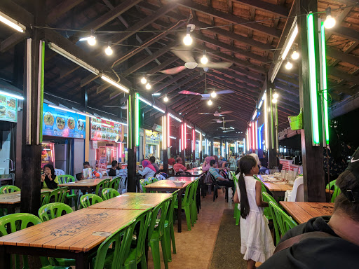 medan selera tepian tebrau