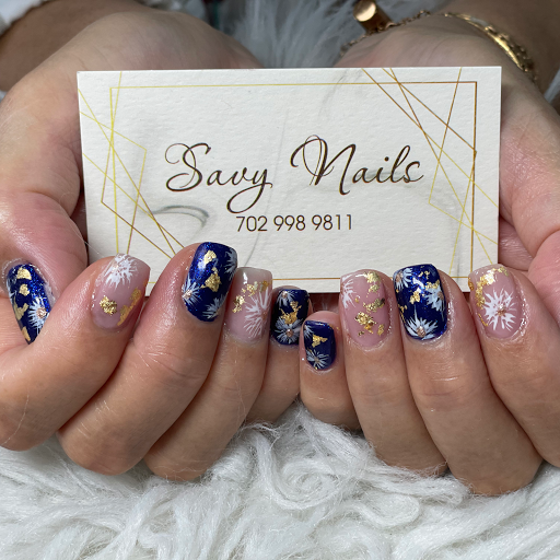 Savy Nails logo