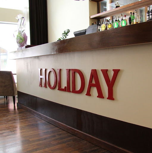 Holiday Restaurang & Bar logo