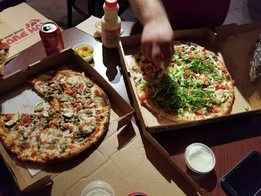 Restaurant «Stone Hot Pizza», reviews and photos, 3829 S George Mason Dr, Falls Church, VA 22041, USA