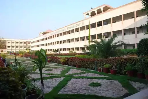 Quba College of Engineering & Technology, NH 5, Nellore, Venkatachalam, Andhra Pradesh 524320, India, College_of_Technology, state AP