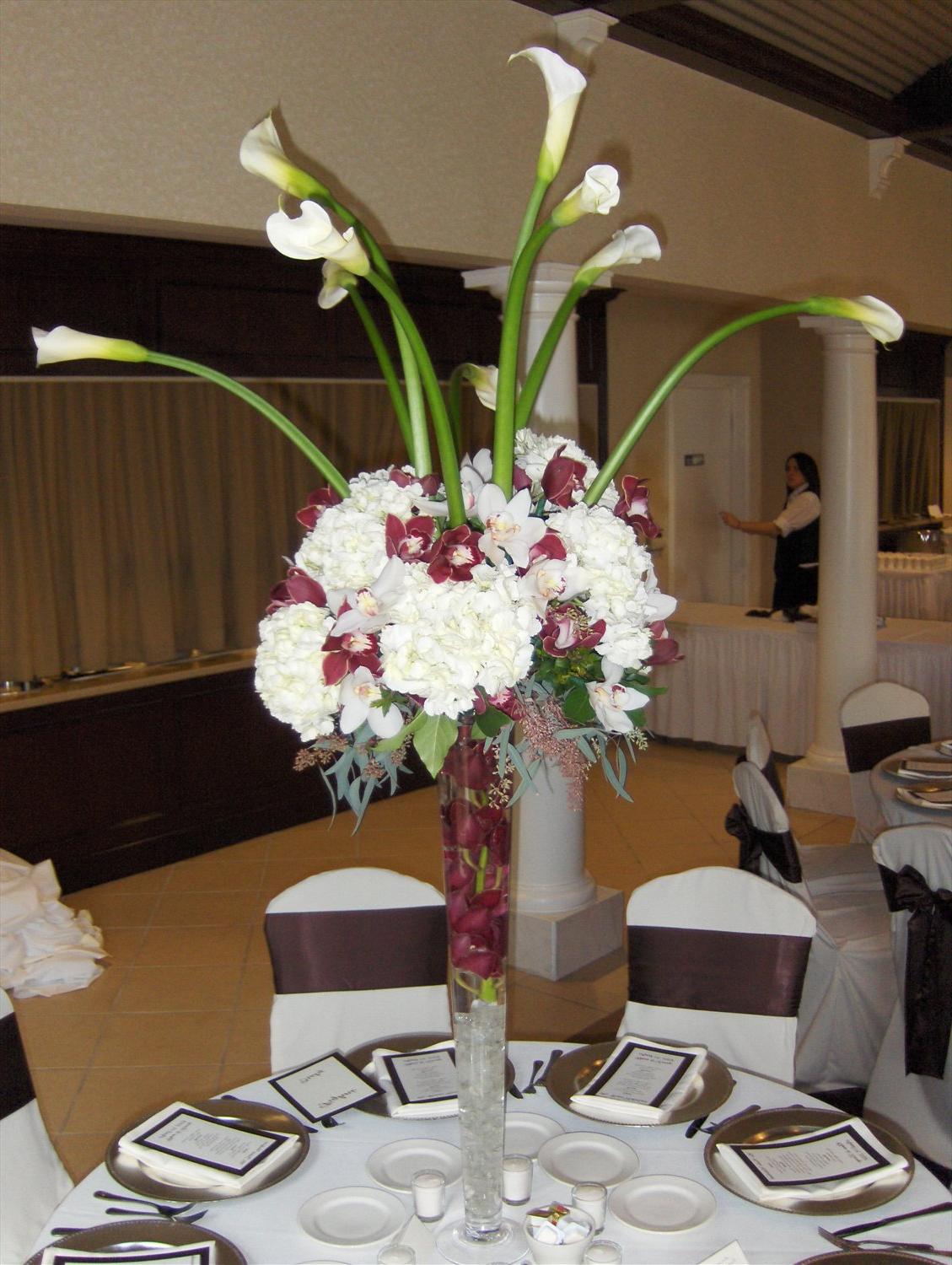 magnolia wedding centerpiece