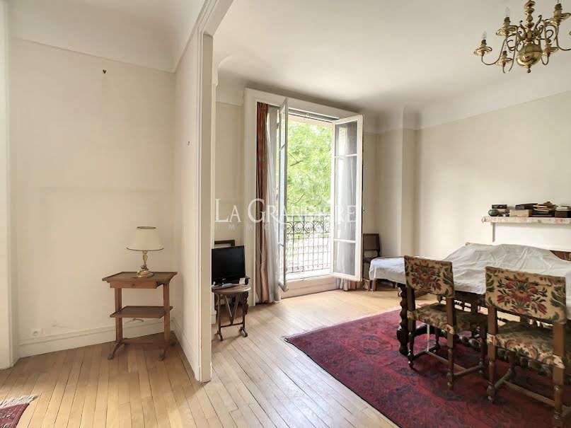 Vente appartement 5 pièces 123 m² à Paris 16ème (75016), 1 050 000 €