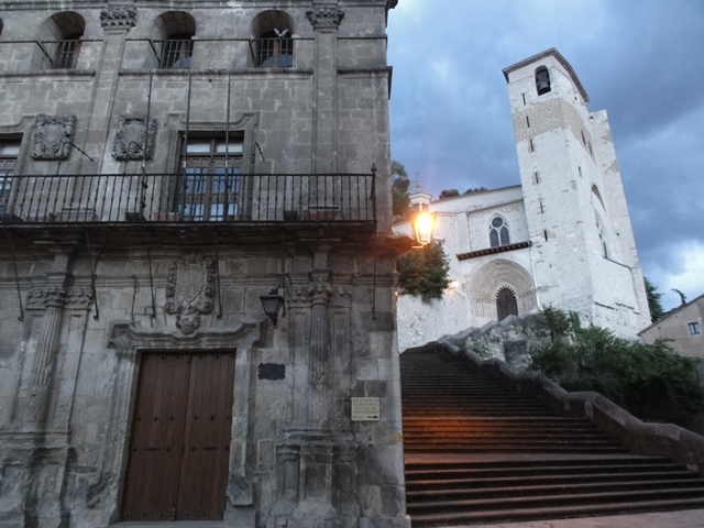 Navarra en 10 días. - Blogs de España - PAMPLONA DE DÍA – IRIBAS – SAN MIGUEL DE ARALAR – ESTELLA DE NOCHE (25)