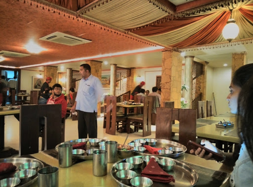 Vangi Dining Hall, Meera Complex,Near Hotel Comfort, SH 89, Nadiad, Gujarat 387001, India, Fine_Dining_Restaurant, state GJ