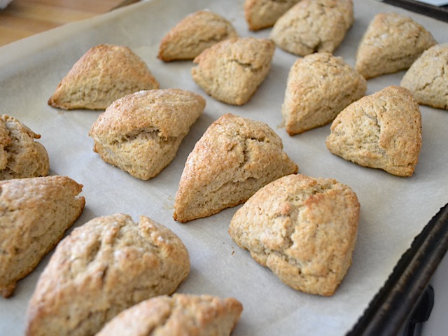 Baked Chai Spiced Scones