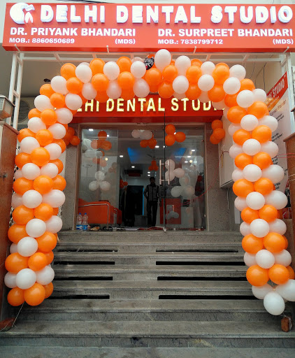 Delhi Dental Studio, House No.1, Ground Floor, East End Enclave, Near Khureji Red Light, Opp., Sai Baba Temple, Laxmi Nagar, New Delhi, Delhi 110092, India, Dentist, state DL