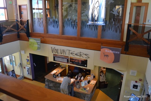 Volunteers' Desk