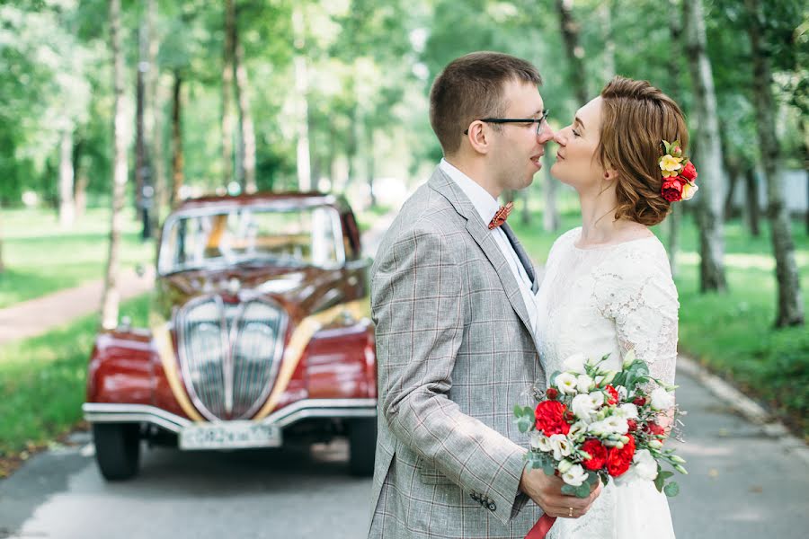 Svatební fotograf Aleksandra Kudrina (girlweb). Fotografie z 21.srpna 2017
