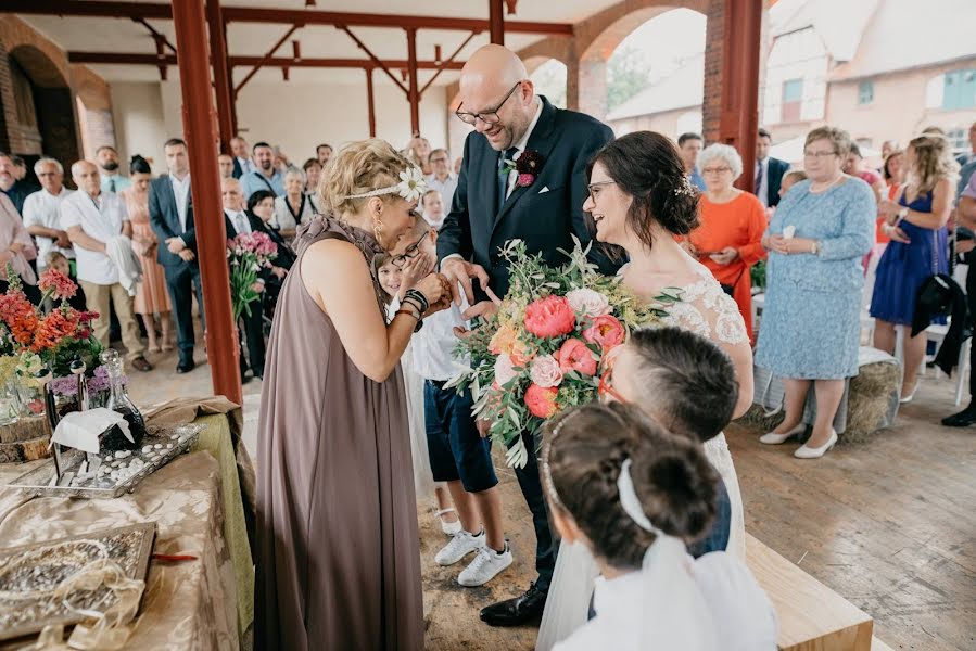 婚禮攝影師Leonie Cappello（leoniecappello）。2019 3月20日的照片