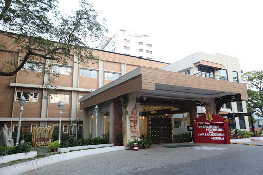 New Woodlands Hotel, 72-75, Dr Radha Krishnan Salai, CIT Colony, Mylapore, Chennai, Tamil Nadu 600004, India, Cottage, state TN