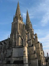 Photo : stan Munday coéquipier de Erickson rappelle " au loin une cathedrale ,c'était une journée radieuse sur la France A 10000 métres il me semblait apercevoir la tour Eiffel ou quelquechose qui lui ressemblait Un essaim de Messerschmidt et de fockewulf tourbillonnait dans notre sillage