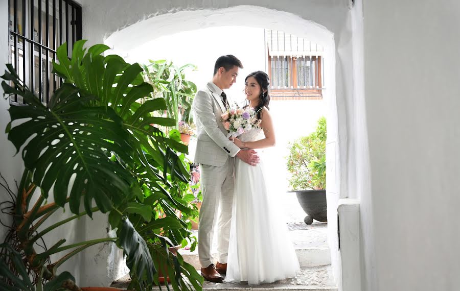 Wedding photographer Yusnely Castrillo (castrillo). Photo of 27 October 2023