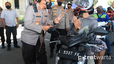 Kapolda Jatim Cek Vaksin Drive Thru di Polres Pelabuhan Tanjung Perak