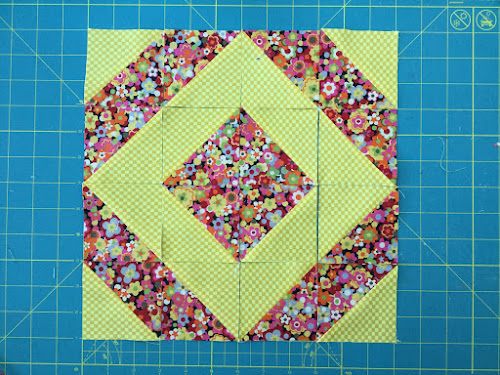 Block 16: 16 HST quilt sampler tutorial