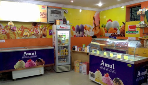 Amul Ice Cream Parlour, Near Makkar Chownk, Gudia Shivala Mandir Road,, Mukerian, Punjab 144211, India, Ice_Cream_Shop, state PB