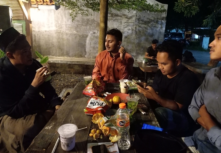 Ruang Virtual dan Kafe Bangkalan