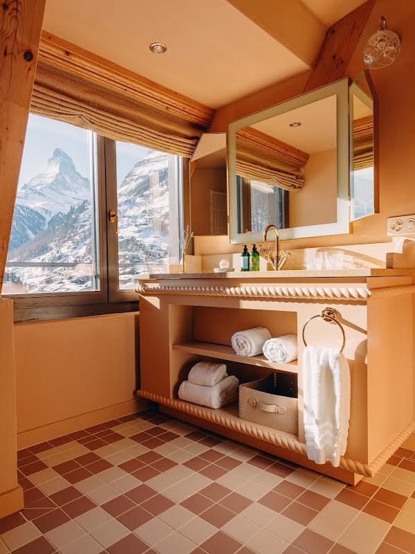 BEAUSiTE suite bathroom