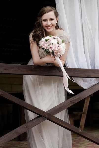 Fotografo di matrimoni Elena Minazova (elenmoon). Foto del 18 maggio 2017