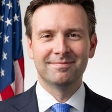 Josh Earnest Net Worth, Age, Wiki, Biography, Height, Dating, Family, Career