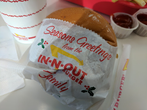 Hamburger Restaurant «In-N-Out Burger», reviews and photos, 1881 N Livermore Ave, Livermore, CA 94550, USA