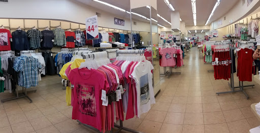 Optima-Chetumal, Av Álvaro Obregón, Centro, 77000 Chetumal, Q.R., México, Tienda de ropa para hombres | QROO