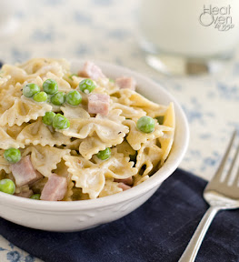 creamy pasta with ham and peas