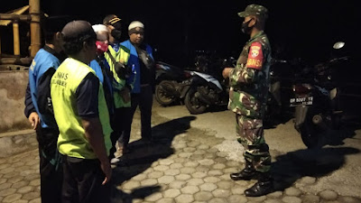 Koramil Jajaran Kodim 1615/Lotim Jalin Komunikasi dengan Patroli Kongkow-kongkow