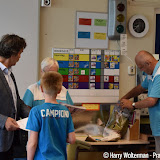 Uitreiking verkeersdiploma's 2016 op basisscholen Pekela - Foto's Harry Wolterman