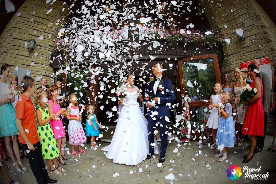 Fotógrafo de casamento Pawel Kupczak (slubniaki). Foto de 24 de fevereiro 2020