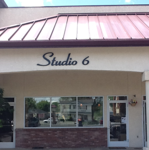 Studio 6 Salon