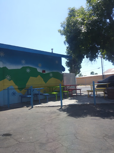 Ice Cream Shop «R & M Snow Fun Shave Ice», reviews and photos, 1329 Main St, Delano, CA 93215, USA