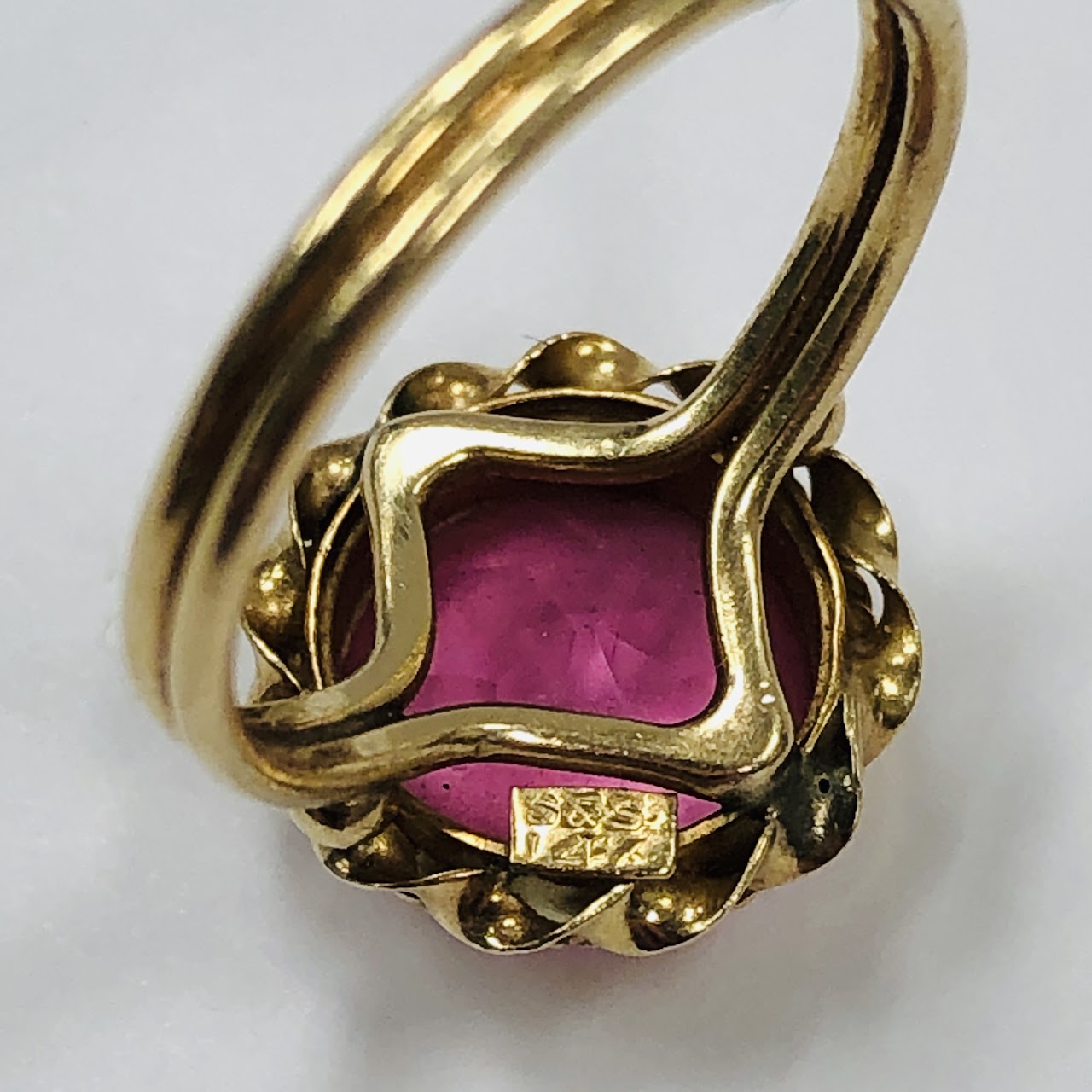 14K Gold and Pink Stone Ring