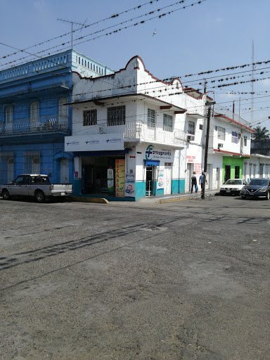 Farmapronto, Hidalgo, Paso del Macho, 94970 Paso del Macho, Ver., México, Farmacia y artículos varios | VER