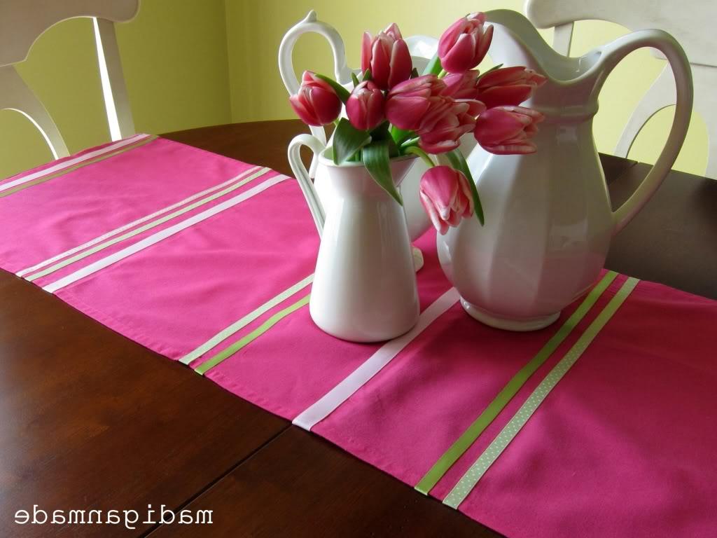 No-Sew Table Runner from