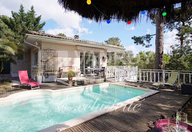 House with pool and terrace 3