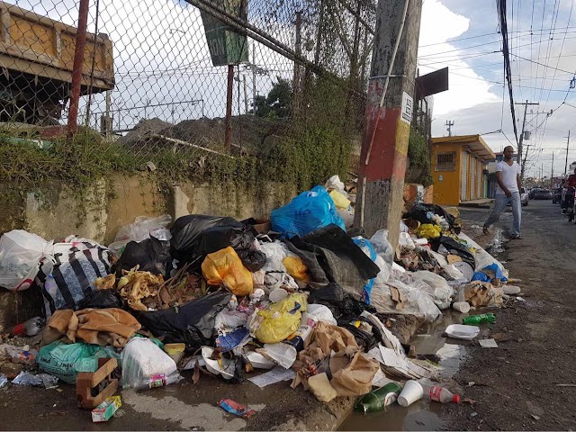 Basura continúa arropando sectores de Santo Domingo Norte