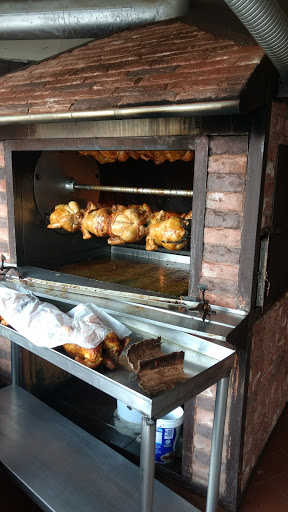 Pollos Rio El Yaqui, Carretera México-Toluca Km 19.5, 3095, El Molino, 05240 Cuajimalpa de Morelos, CDMX, México, Restaurante especializado en pollo | Ciudad de México