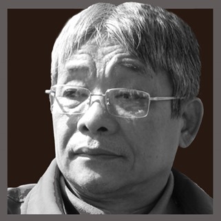 Văn - Hồng Hoang