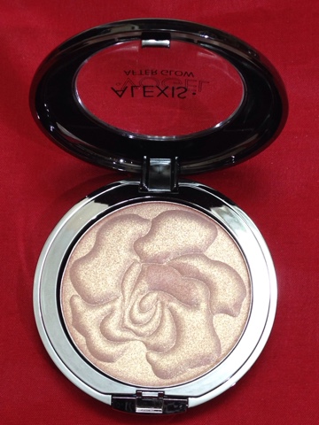 Alexis Vogel After Glow Highlighter In