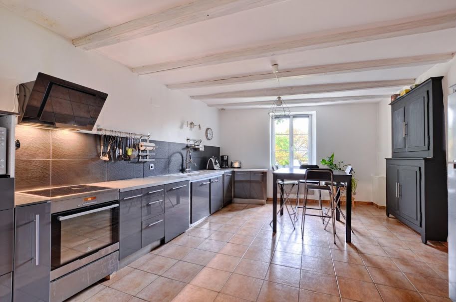 Vente maison 7 pièces 291 m² à Metz (57000), 299 000 €
