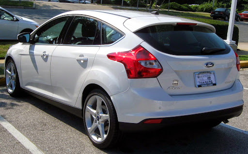 ford focus hatchback 2013 reviews