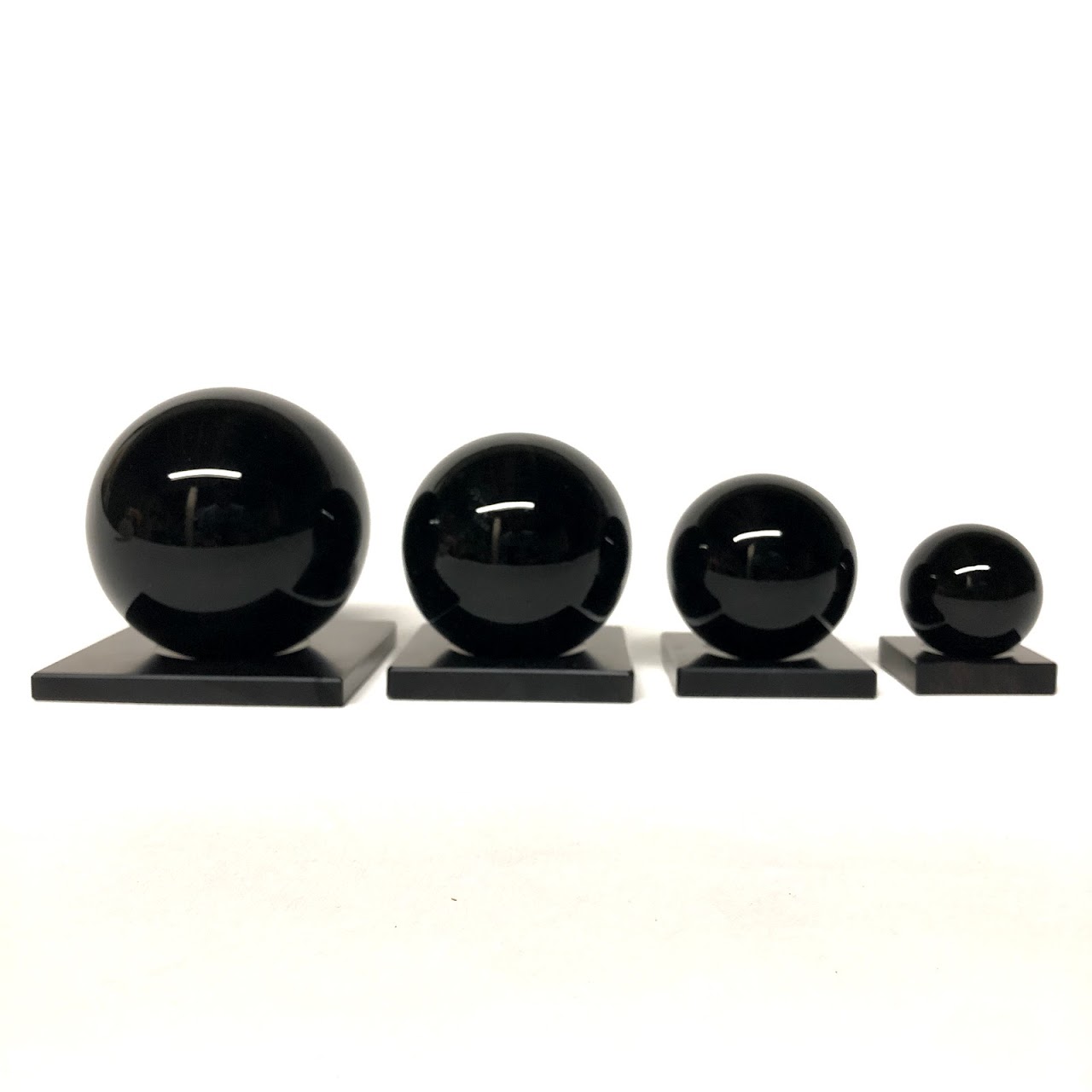 Cub-Ar Graduated Obsidian Sphere Set