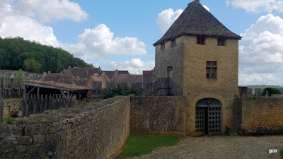 Sarlat-la-Caneda, Castelnaud la Chapelle, Beynac-et-Cazenac y La Roque-Gageac. - TOUR DE FRANCE. (9)