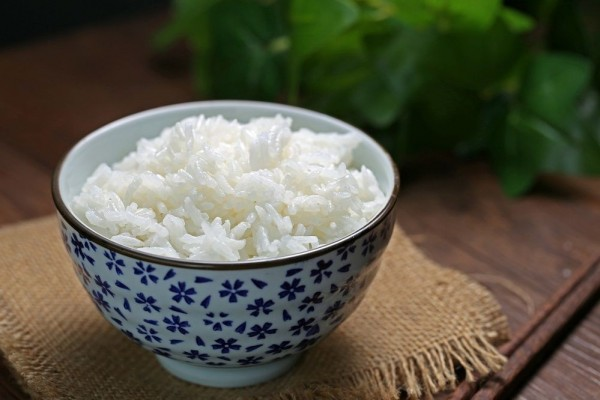  7 Makanan Pengganti Nasi Terbaik untuk Turunkan Berat Badan